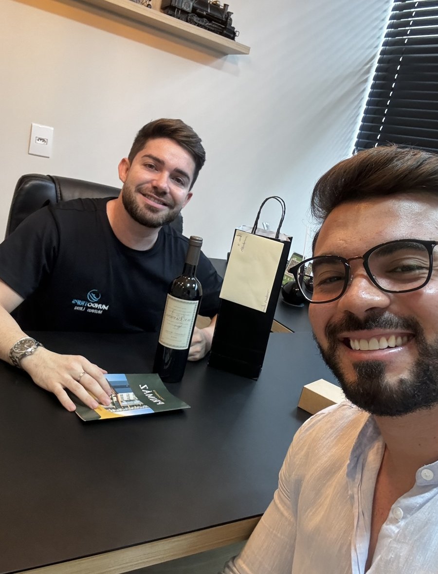 Depoimento de cliente — 27 de 54